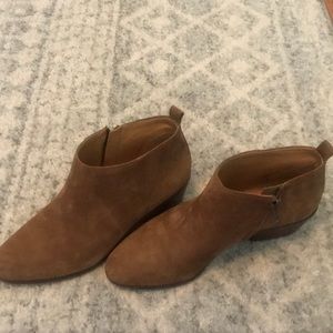 J. Crew tan suede Sawyer boots